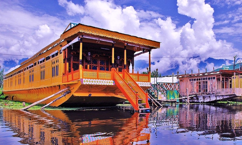 houseboat-kashmir